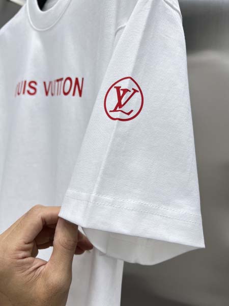 2025年7月22日入荷新作Louis Vuitton半袖 tシャツ人気商品/DW工場