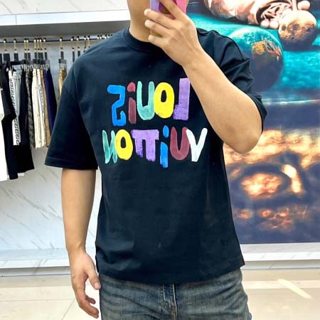 2025年7月27日入荷新作Louis Vuitton半袖 tシャツ高品質人気商品/DW工場