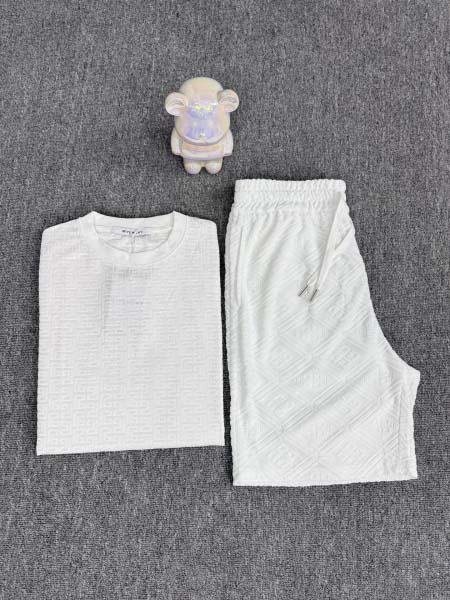 2025年7月27日入荷新作Givenchy上下高品質人気商品/DW工場