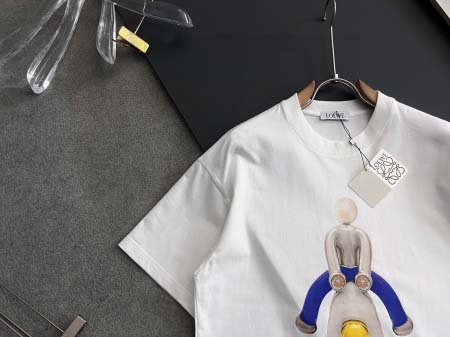 2025年7月27日入荷新作Loewe半袖 tシャツ高品質人気商品/DW工場