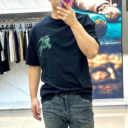 2025年7月28日入荷新作burberry半袖 tシャツ高品質人気商品/DW工場