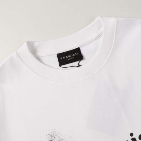 2025年7月31日入荷新作Balenciaga半袖 tシャツ高品質人気商品/DW工場