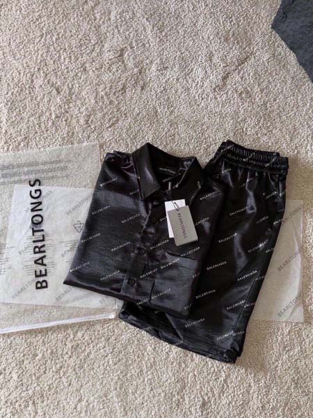 2025年7月31日入荷新作Balenciaga半ズボン高品質人気商品/DW工場