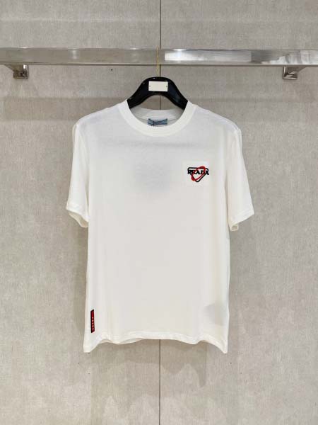 2025年7月1日入荷新作Prada半袖Tシャツ 高级品超厳...