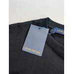 2025年7月1日入荷新作Louis Vuitton半袖Tシャツ 高级品超厳選★入手困難/誕生日プレゼント/MF工場