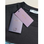 2025年7月1日入荷新作Prada半袖Tシャツ 高级品超厳選★入手困難/誕生日プレゼント/MF工場