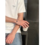 2025年7月1日入荷新作Prada半袖Tシャツ 高级品超厳選★入手困難/誕生日プレゼント/MF工場