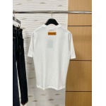 2025年7月1日入荷新作Louis Vuitton半袖Tシャツ 高级品超厳選★入手困難/誕生日プレゼント/MF工場