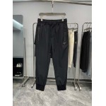2025年7月1日入荷新作Prada春夏スウェットパンツ 高级品超厳選★入手困難/誕生日プレゼント/MF工場