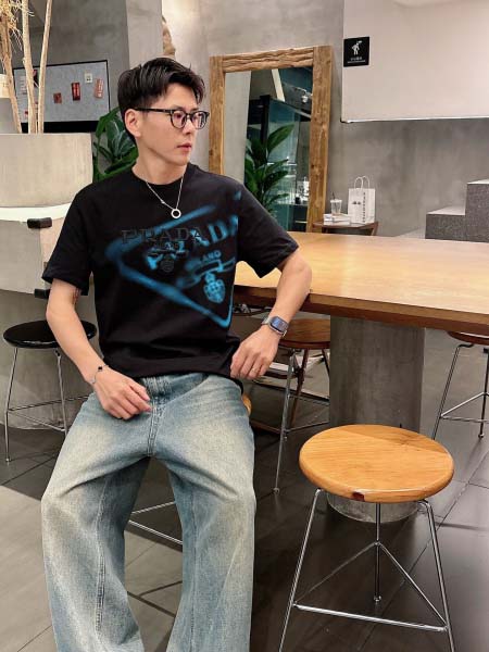 2025年7月2日入荷新作Prada半袖Tシャツ 高级品超厳...