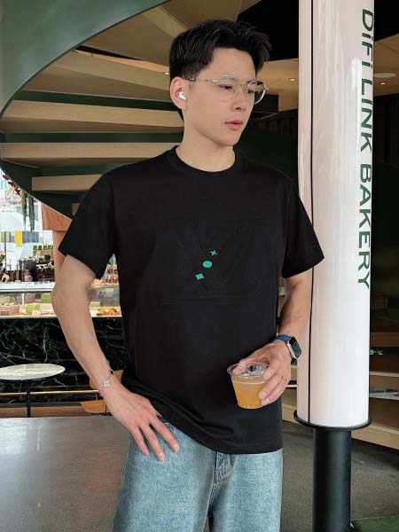 2025年7月2日入荷新作Louis Vuitton半袖Tシ...