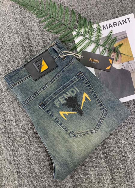 2025年7月3日入荷新作FENDI デニムパンツ春 夏人気...