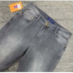 2025年7月3日入荷新作Louis Vuitton デニムパンツ春 夏人気/高品質/定番/セール開催中/A+A工場