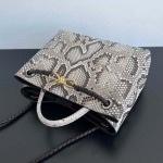 2025年7月7日入荷新作Bottega Veneta Andiamo743572    32x25x11  極品/正規品同様/人気/革/バッグ/AJ工場