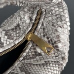 2025年7月7日入荷新作Bottega Veneta Jodie 789246   Jodie   23x28x8  極品/正規品同様/人気/革/バッグ/AJ工場