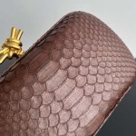 2025年7月7日入荷新作Bottega Veneta knot 754614   knot   knot  20x12x5.5  極品/正規品同様/人気/革/バッグ/AJ工場