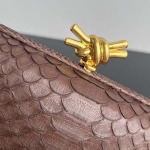 2025年7月7日入荷新作Bottega Veneta knot 754614   knot   knot  20x12x5.5  極品/正規品同様/人気/革/バッグ/AJ工場