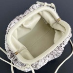 2025年7月7日入荷新作Bottega Veneta 576227  22x13x5  極品/正規品同様/人気/革/バッグ/AJ工場