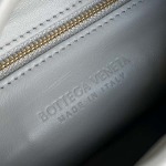 2025年7月7日入荷新作Bottega Veneta   763966  41x20.5x7.5  極品/正規品同様/人気/革/バッグ/AJ工場