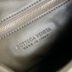 2025年7月7日入荷新作Bottega Veneta   763966  41x20.5x7.5  極品/正規品同様/人気/革/バッグ/AJ工場