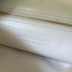 2025年7月7日入荷新作Bottega Veneta   763966  41x20.5x7.5  極品/正規品同様/人気/革/バッグ/AJ工場