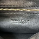 2025年7月7日入荷新作Bottega Veneta   763966  41x20.5x7.5  極品/正規品同様/人気/革/バッグ/AJ工場