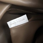 2025年7月7日入荷新作Bottega Veneta   763970   54x24x13  極品/正規品同様/人気/革/バッグ/AJ工場