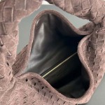 2025年7月7日入荷新作Bottega Veneta   763970   54x24x13  極品/正規品同様/人気/革/バッグ/AJ工場