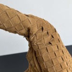 2025年7月7日入荷新作Bottega Veneta   763970   54x24x13  極品/正規品同様/人気/革/バッグ/AJ工場