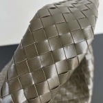 2025年7月7日入荷新作Bottega Veneta   763970   54x24x13  極品/正規品同様/人気/革/バッグ/AJ工場
