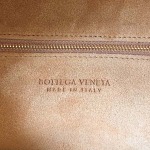 2025年7月7日入荷新作Bottega Veneta   763970   54x24x13  極品/正規品同様/人気/革/バッグ/AJ工場