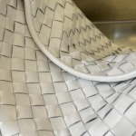 2025年7月7日入荷新作Bottega Veneta   763970   54x24x13  極品/正規品同様/人気/革/バッグ/AJ工場