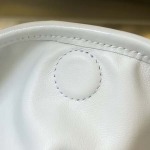 2025年7月7日入荷新作Bottega Veneta   763970   54x24x13  極品/正規品同様/人気/革/バッグ/AJ工場