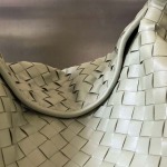 2025年7月7日入荷新作Bottega Veneta   763970   54x24x13  極品/正規品同様/人気/革/バッグ/AJ工場