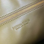 2025年7月7日入荷新作Bottega Veneta   803977    46x21x10  極品/正規品同様/人気/革/バッグ/AJ工場