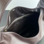 2025年7月7日入荷新作Bottega Veneta  803977  46x21x10  極品/正規品同様/人気/革/バッグ/AJ工場