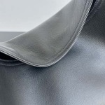 2025年7月7日入荷新作Bottega Veneta  803977  46x21x10   極品/正規品同様/人気/革/バッグ/AJ工場