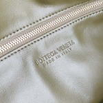 2025年7月7日入荷新作Bottega Veneta   803976    54x24x13  極品/正規品同様/人気/革/バッグ/AJ工場