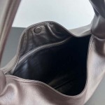 2025年7月7日入荷新作Bottega Veneta  803976    54x24x13   極品/正規品同様/人気/革/バッグ/AJ工場