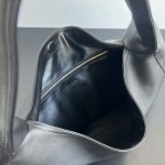 2025年7月7日入荷新作Bottega Veneta  803976  54x24x13   極品/正規品同様/人気/革/バッグ/AJ工場