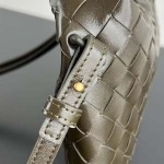 2025年7月7日入荷新作B Mini    777586   25.5x14.5x11  極品/正規品同様/人気/革/バッグ/AJ工場