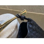 2025年7月7日入荷新作Bottega Veneta  SARDINE  716082    33x20x4   極品/正規品同様/人気/革/バッグ/AJ工場