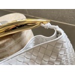 2025年7月7日入荷新作Bottega Veneta  SARDINE  716082    33x20x4   極品/正規品同様/人気/革/バッグ/AJ工場