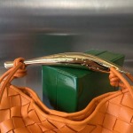 2025年7月7日入荷新作Bottega Veneta  SARDINE  744267    20x12x2.5    極品/正規品同様/人気/革/バッグ/AJ工場