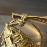 2025年7月7日入荷新作Bottega Veneta  SARDINE  744267    20x12x2.5    極品/正規品同様/人気/革/バッグ/AJ工場