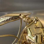 2025年7月7日入荷新作Bottega Veneta  SARDINE  744267    20x12x2.5    極品/正規品同様/人気/革/バッグ/AJ工場