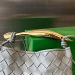 2025年7月7日入荷新作Bottega Veneta  SARDINE  744267    20x12x2.5    極品/正規品同様/人気/革/バッグ/AJ工場