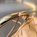 2025年7月7日入荷新作Bottega Veneta  SARDINE  744267    20x12x2.5    極品/正規品同様/人気/革/バッグ/AJ工場