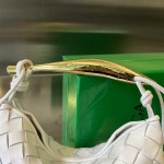 2025年7月7日入荷新作Bottega Veneta  SARDINE  744267    20x12x2.5    極品/正規品同様/人気/革/バッグ/AJ工場