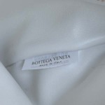 2025年7月7日入荷新作Bottega Veneta Solstice 796380   22x18x2  極品/正規品同様/人気/革/バッグ/AJ工場